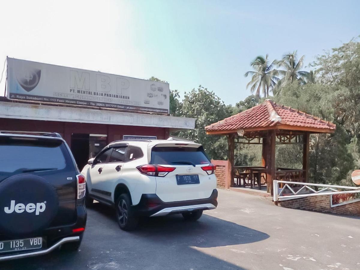 Urbanview Hotel Rio Life House Cianjur By Reddoorz Exterior foto