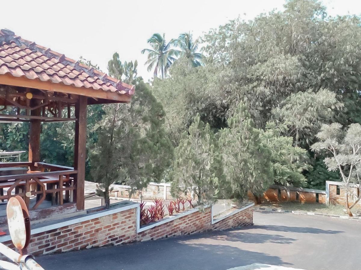 Urbanview Hotel Rio Life House Cianjur By Reddoorz Exterior foto